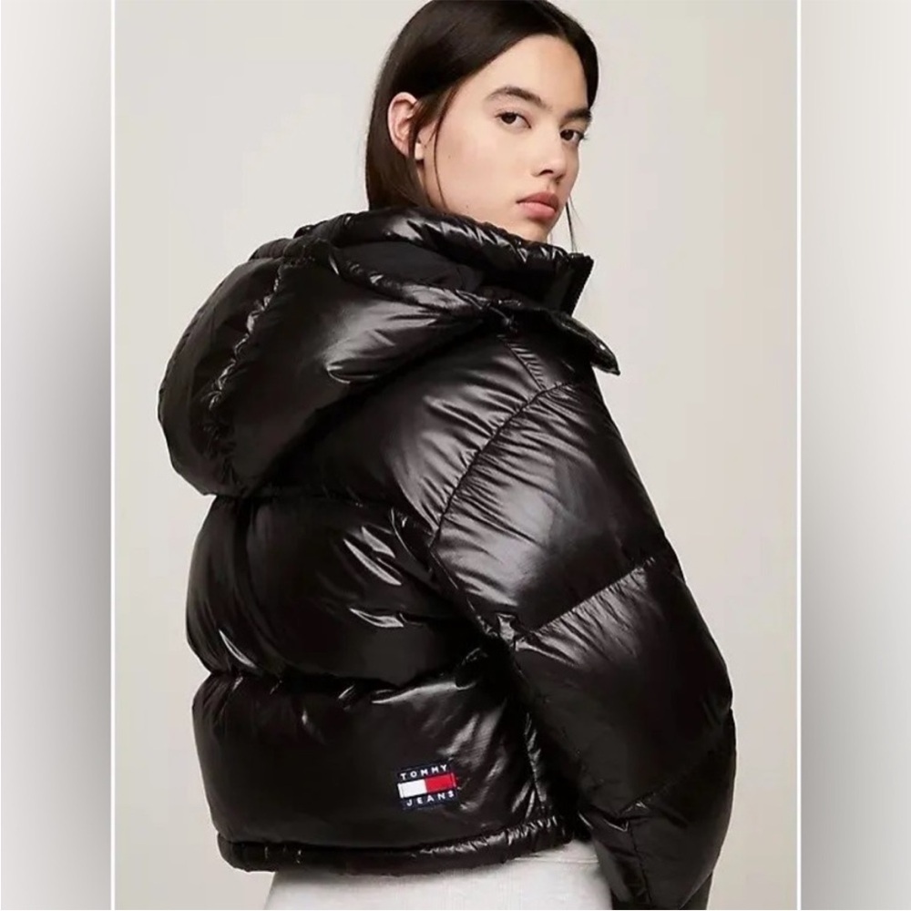 Tommy Hilfiger Women's Puffer Jacket Coat Cropped Hood Winter Shiny Navy Blue XS